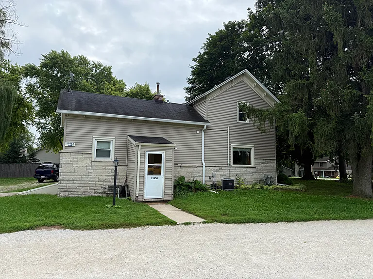 S70W13650 Tess Corners Dr #50 — Photo 1