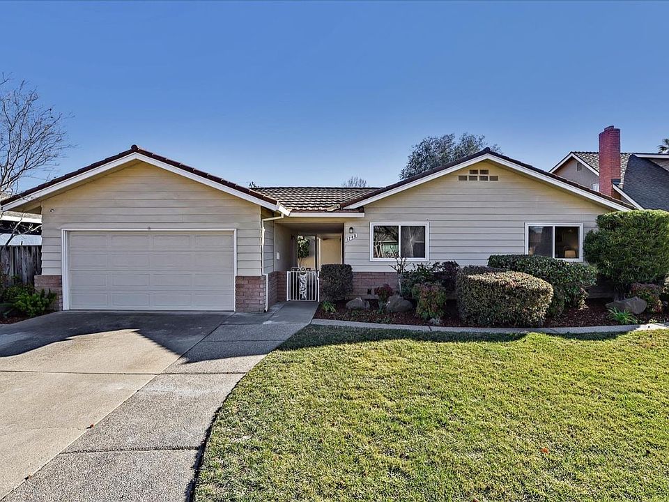 1st image of 1740 Valpico Dr