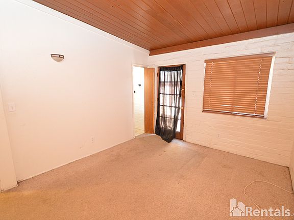 5th image of 3527 E Florence Dr