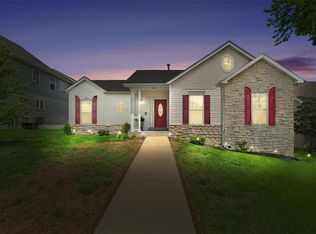 346 Montesano Park Dr, Imperial, MO 63052