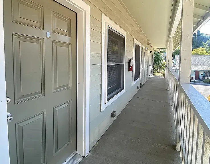 489 S Stewart St #4 — Photo 7