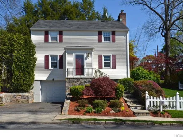 28 Alida St, Scarsdale, NY 10583