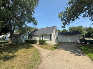 359 Majestic St SE, Kentwood, MI 49548