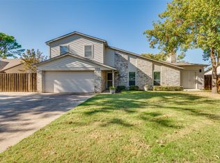 944 Hummingbird Trl, Grapevine, TX 76051