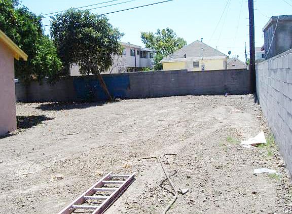 5th image of 1300 W 91st St