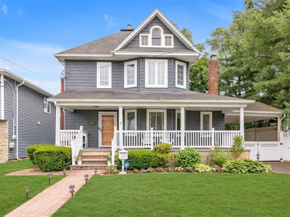 67 Gregory Avenue, Merrick, NY 11566