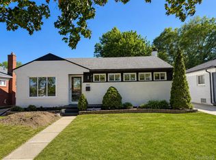 20020 Shady Lane Ave, Saint Clair Shores, MI 48080