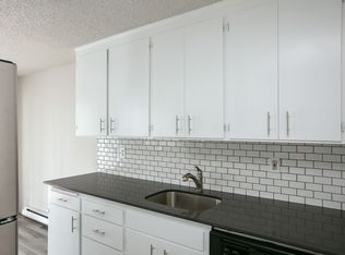 1805 Filbert Rd #9, Lynnwood, WA 98036