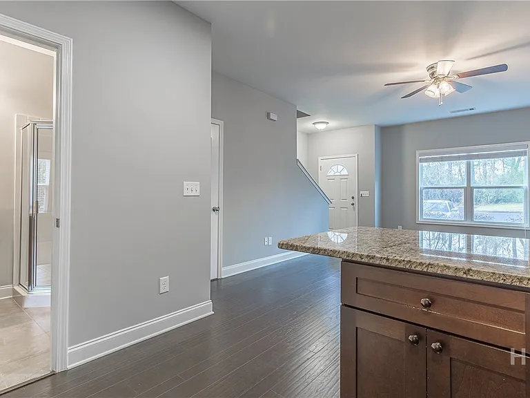 1280 Binghampton Cir — Photo 9