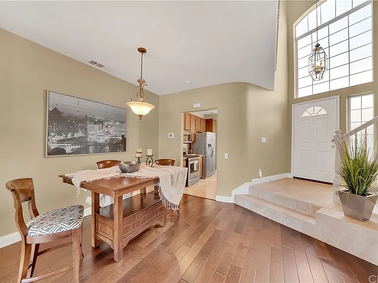 40 Promontory Park — Photo 11