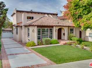 8009 Belton Dr, Los Angeles, CA 90045