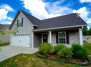 5462 Creekhead Cove Ln, Knoxville, TN 37909