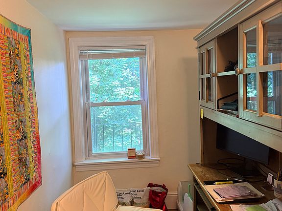 5th image of 22 Harrison St #2