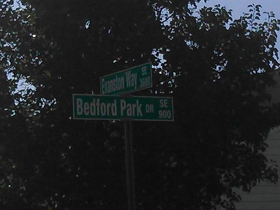 5th image of 467 Bedford Park Dr
