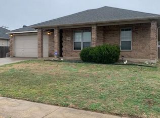 1500 Vernon Castle Ave, Benbrook, TX 76126