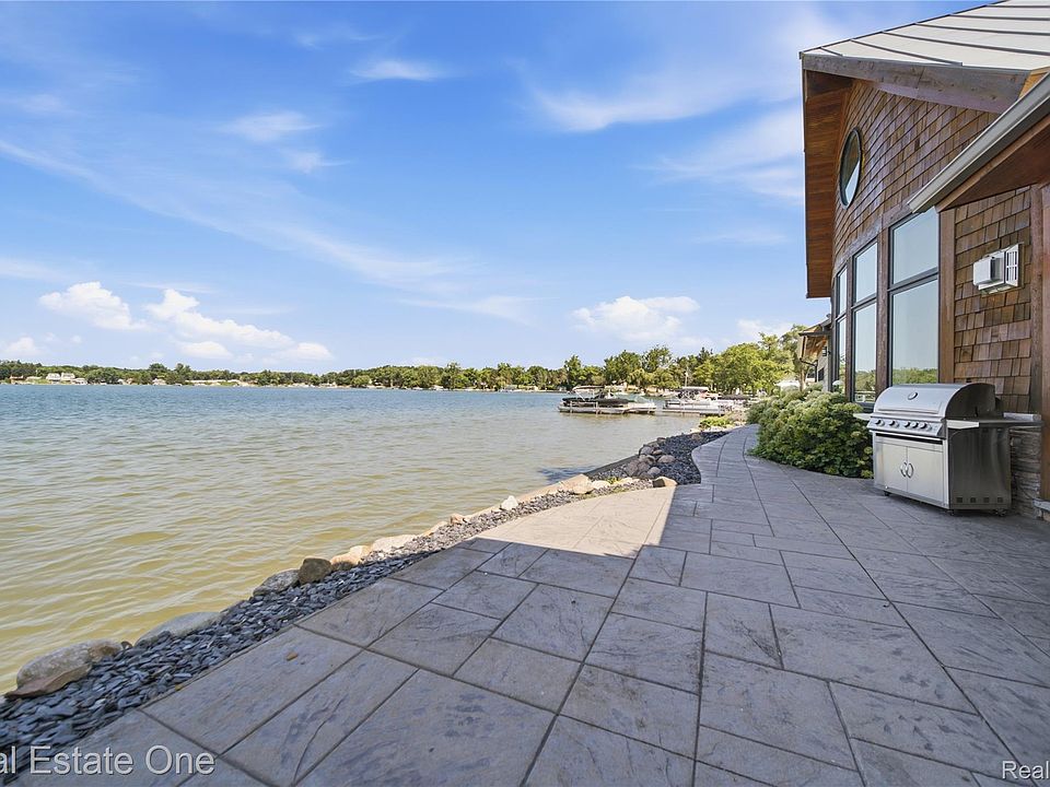 9276 Silverside Dr, photo 5