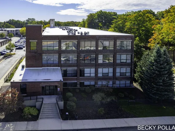 533 Columbia Ave APT 310, Holland, MI 49423