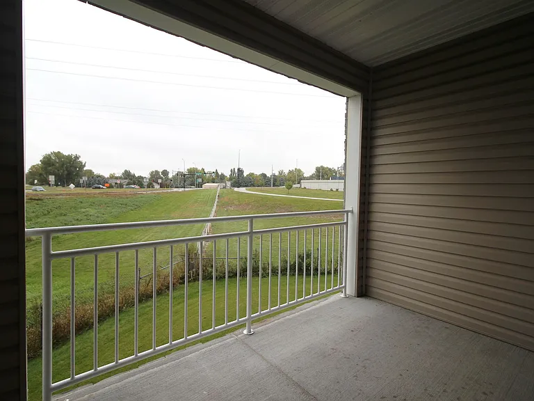 Bridgeview Bay Condos — Photo 7