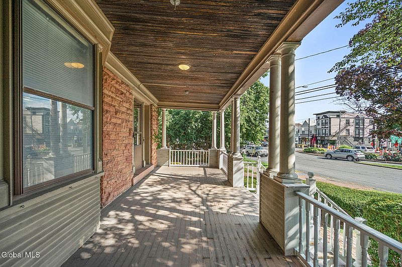 2nd image of 531 Western Avenue