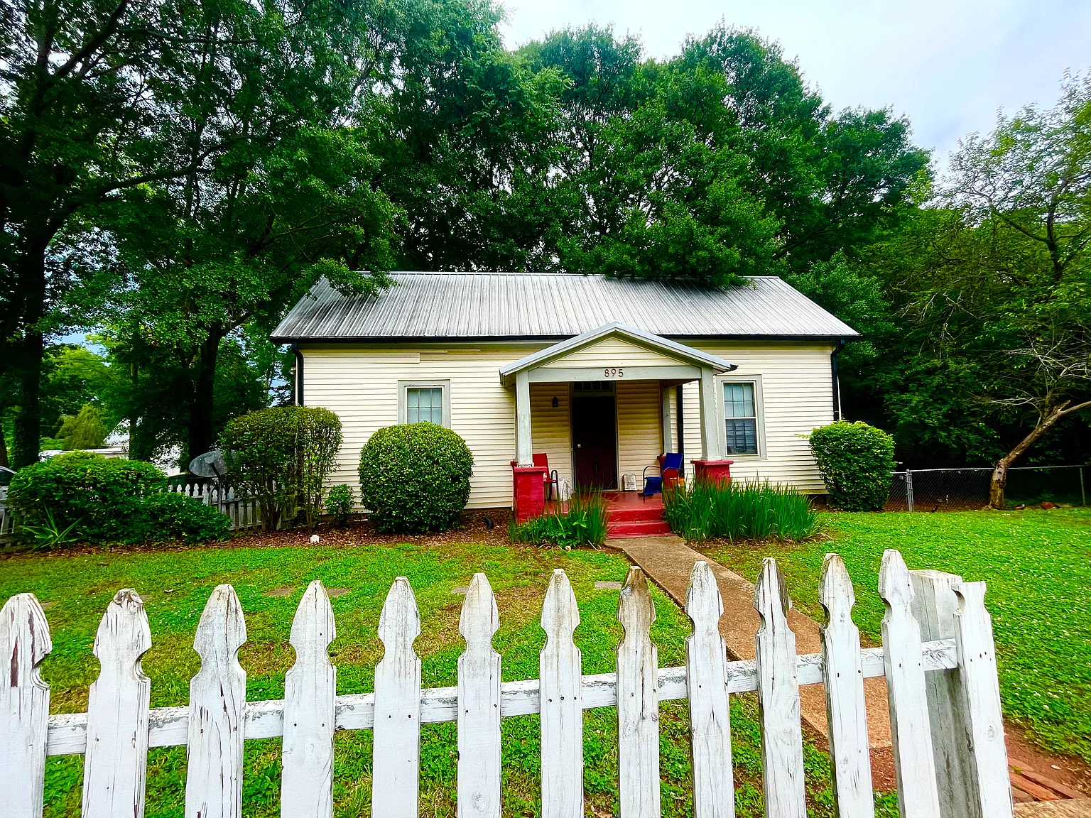 4 bed, 1665 sqft, $650 — Photo 2