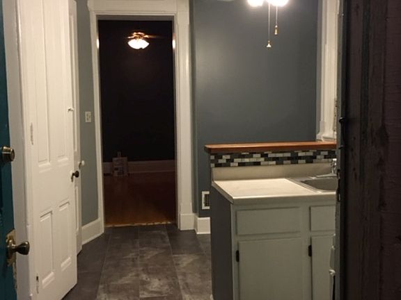 2nd image of 116 Parker St #1R