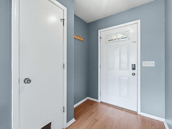5th image of 5118 Charlotte Ave