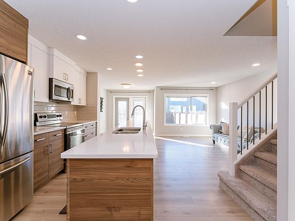 5th image of 2850 Koshal Cres SW
