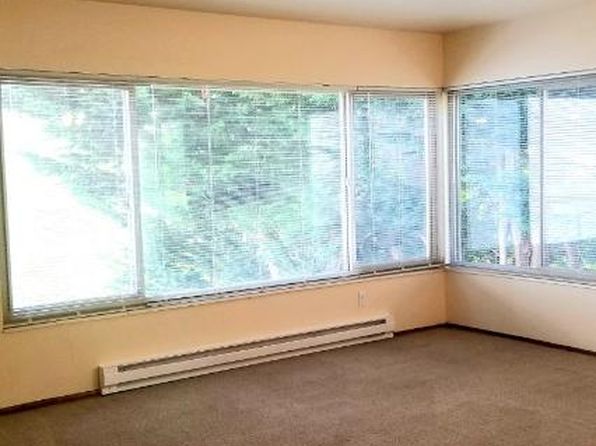 apartments for rent in lower queen anne seattle zillow