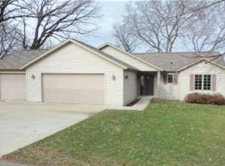 95 22nd St SW, Rochester, MN 55902