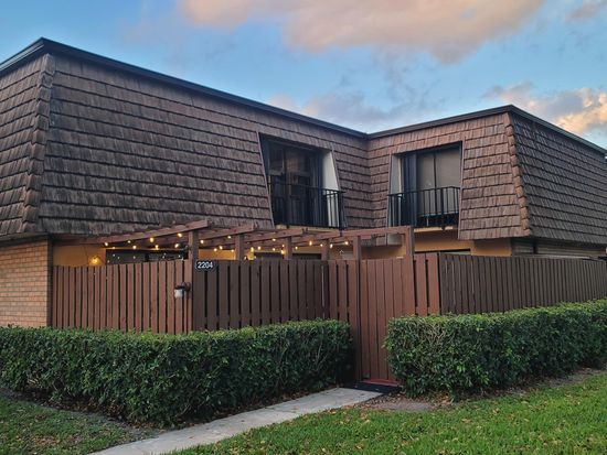 2204 22nd Lane, Greenacres, FL 33463