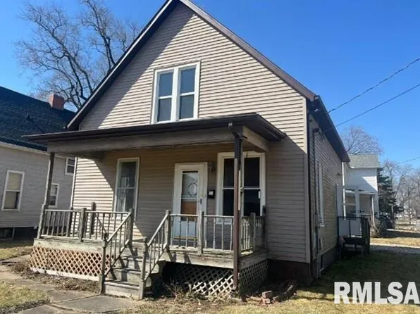 448 N 3rd Ave, Canton, IL 61520