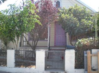 239 W 10th St, San Pedro, CA 90731