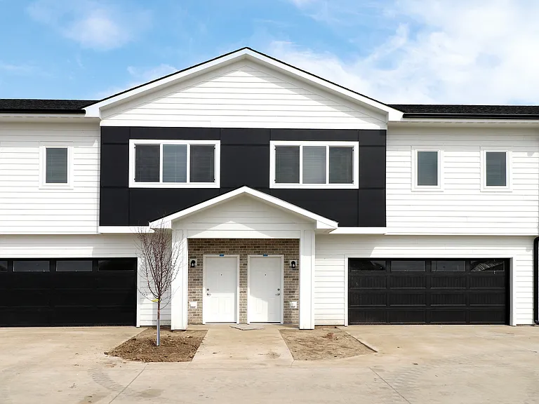 5800 Sunnybrook Plz — Photo 111