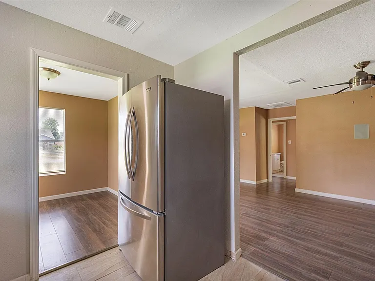 202 Norview Dr — Photo 8