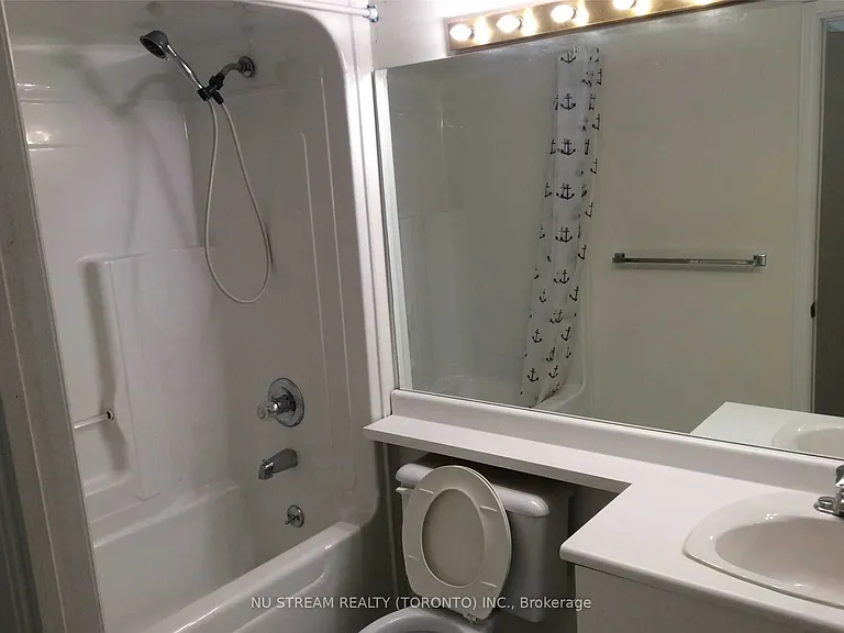 105 Victoria St #802 — Photo 9
