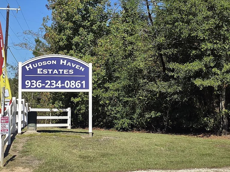 Hudson Haven Mobile Home Community — Photo 7