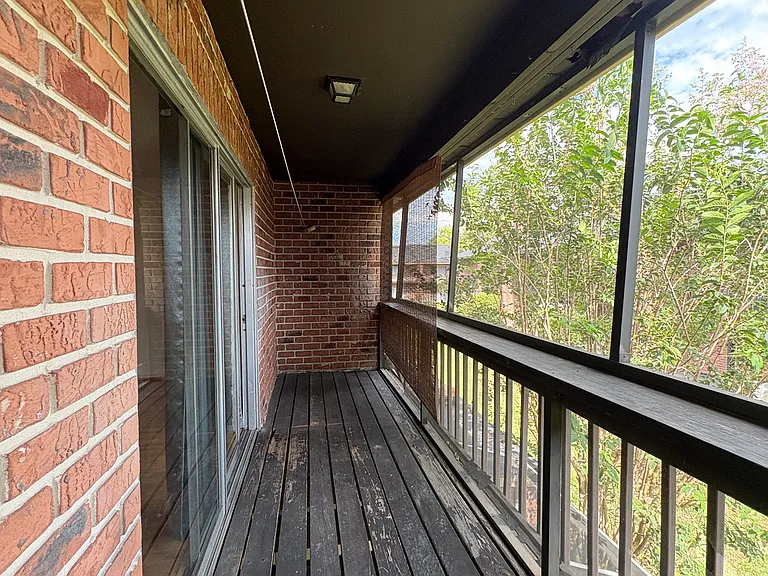 5159 Picadilly Circus Ct — Photo 15