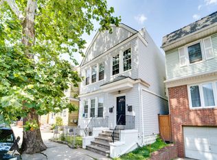 382 Woodlawn Ave, Jersey City, NJ 07305