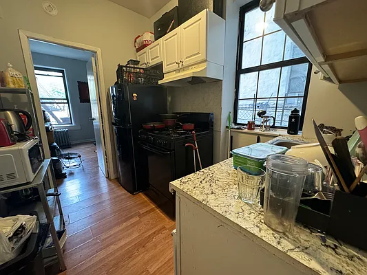 Rented by Pear NYC LLC | media 15