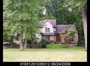 8835 Filiz Ln, Powell, OH 43065