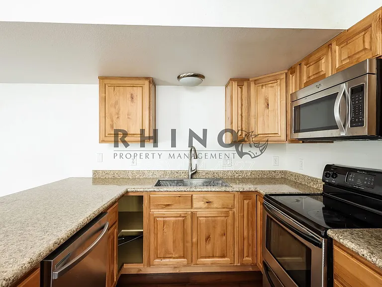 1767 Willowbrook Dr — Photo 10