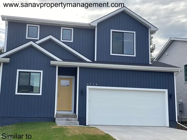 4716 167th St, Urbandale, IA 50323