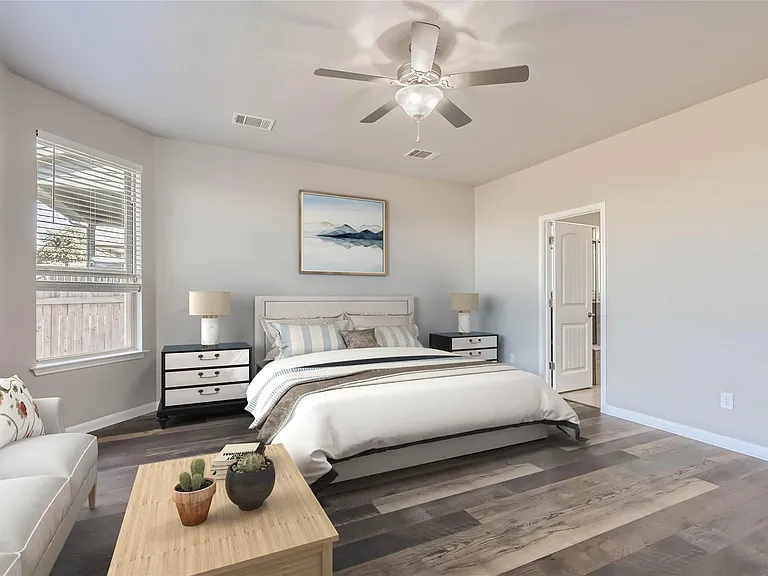1505 Everts St — Photo 3