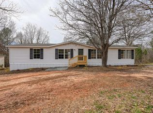 2460 Grace Chapel Rd, Enoree, SC 29335