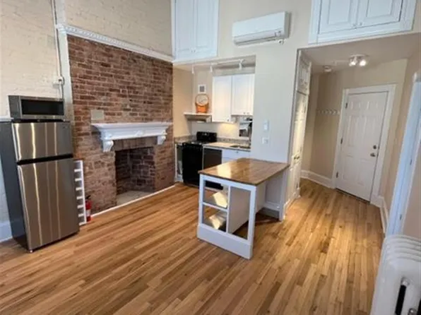 884 Massachusetts Ave #616, Cambridge, MA 02139