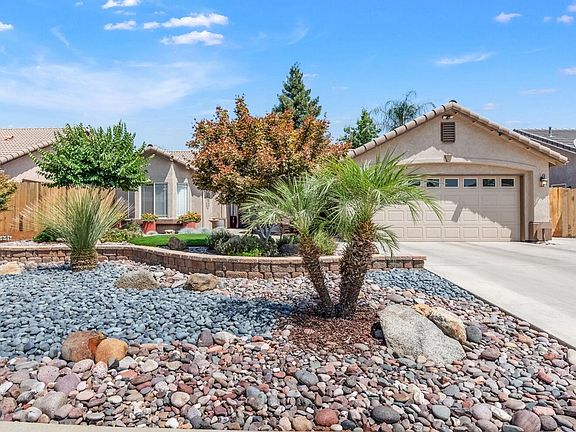 3rd image of 2328 E Beech Court