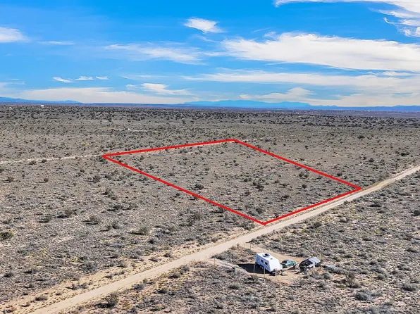 5 Avenue SW, Rio Rancho, NM 87124