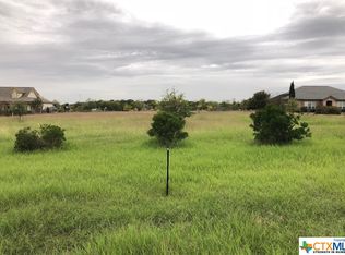 271 Schumans Beach Rd, New Braunfels, TX 78130