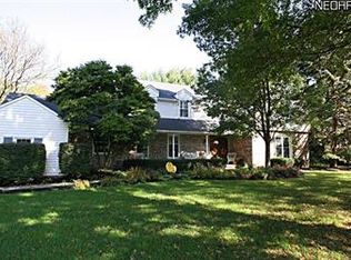 4111 Big Spruce Dr, Akron, OH 44333