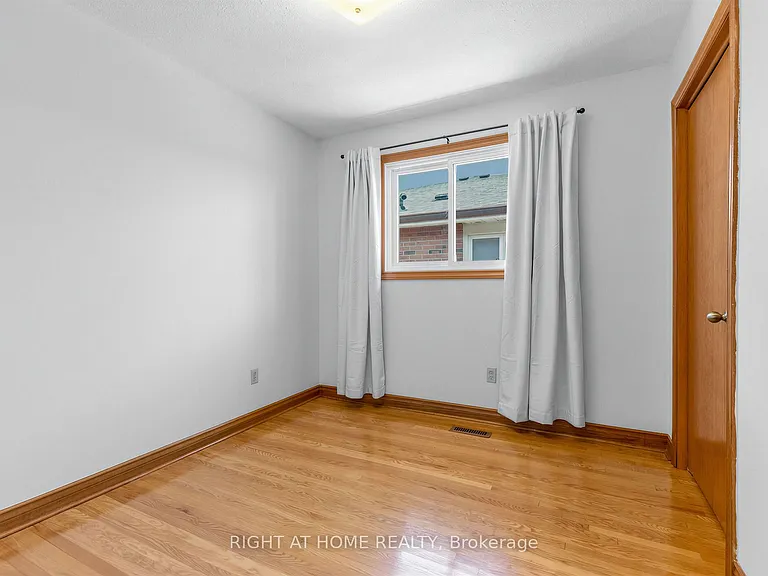 33 Arthur Griffith Dr #A — Photo 19